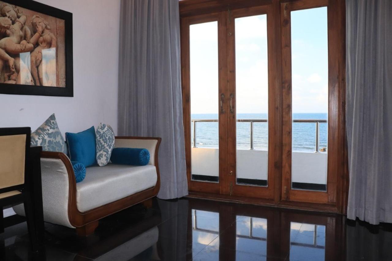 Village Hotel Northern Point Point Pedro Bagian luar foto
